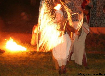 Annuschka und Feuerspringseil